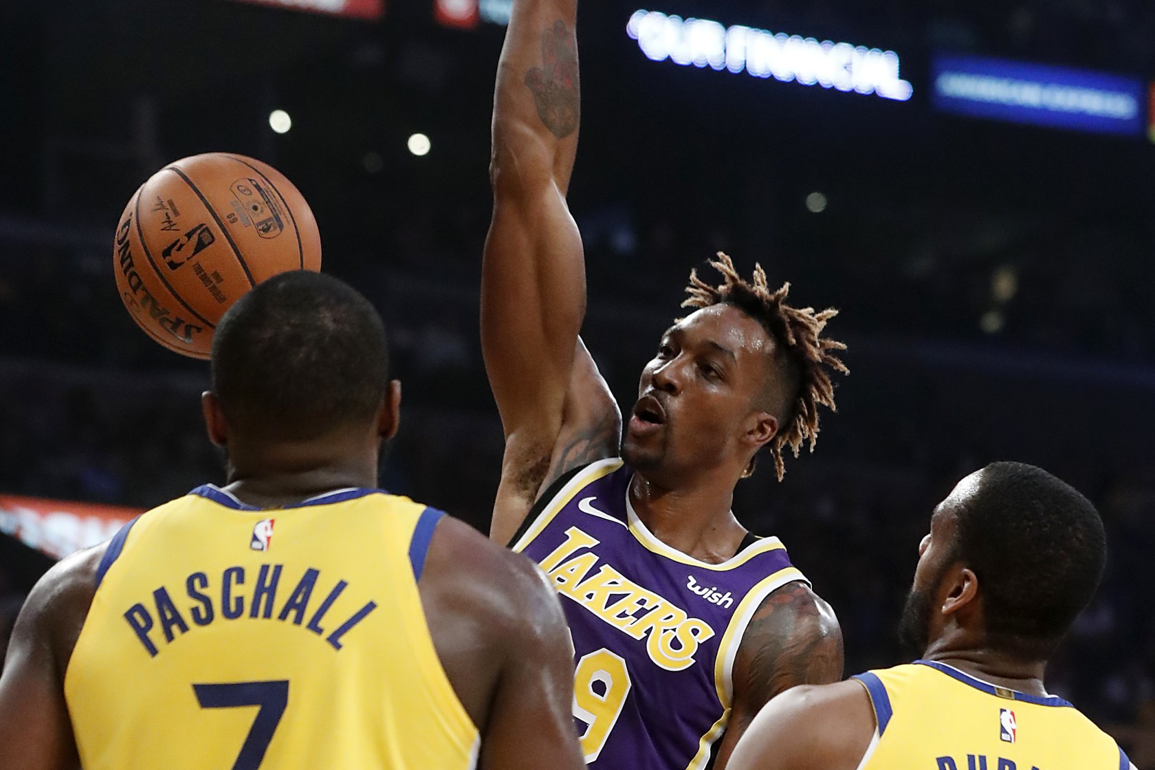 欧博娱乐官网-这也行？丹佛掘金扳平良机备战英超今晨那不勒斯单刀错失——欧联节点到来，赛地聚焦——法甲清晨热度飙升 